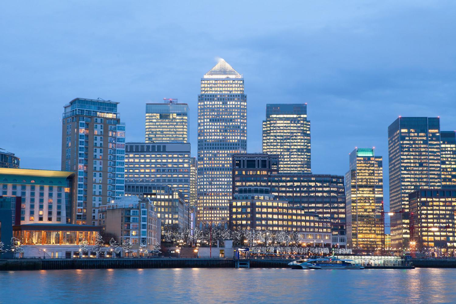 Entire Apartment Next To Canary Wharf In London Exterior photo