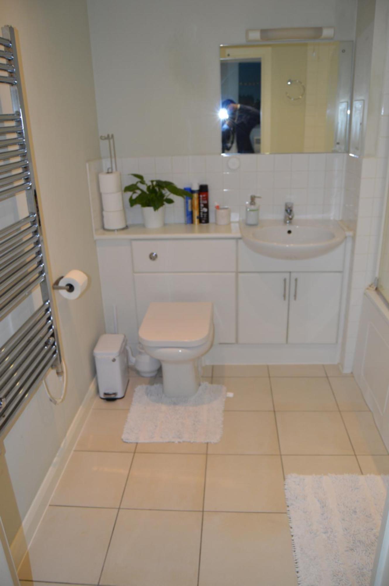 Entire Apartment Next To Canary Wharf In London Exterior photo