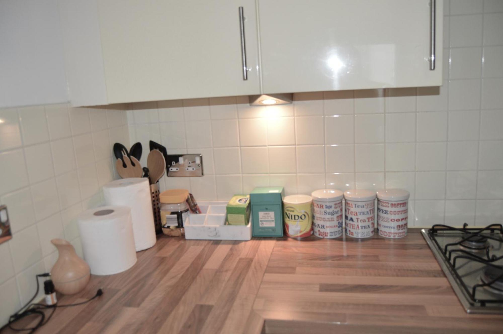 Entire Apartment Next To Canary Wharf In London Exterior photo